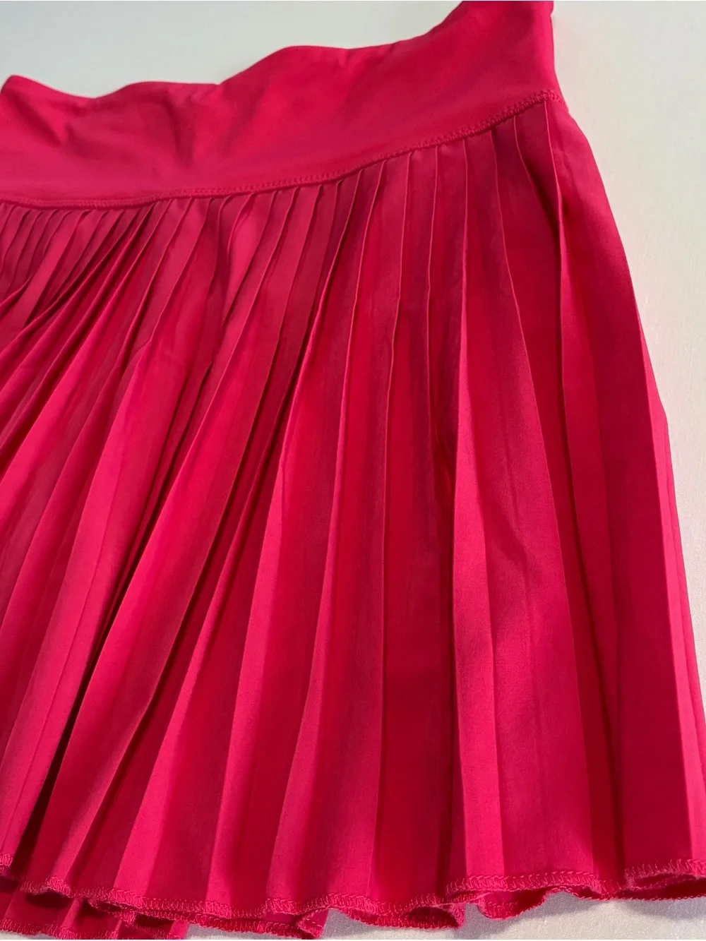 GapFit High-Rise Pleated Tennis Skirt Skort Pink Size Medium M - Picture 3 of 7